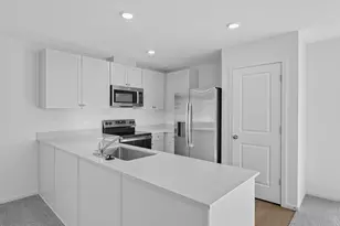 658 Minnesota St, Lebanon, OR 97355 - Photo 2