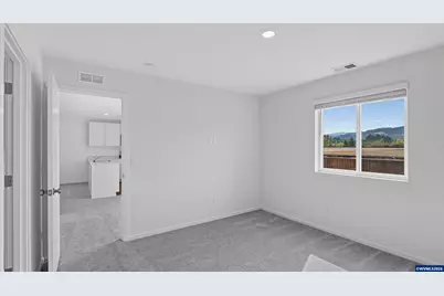 658 Minnesota St, Lebanon, OR 97355 - Photo 14