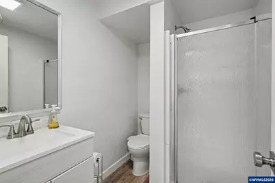 1190 Belaire Dr NW, Salem, OR 97304 - Photo 32
