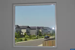 603 Pickering Ln, Woodburn, OR 97071 - Photo 24