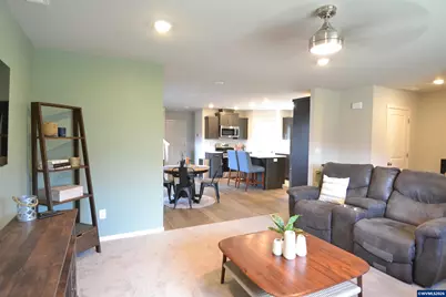 603 Pickering Ln, Woodburn, OR 97071 - Photo 10