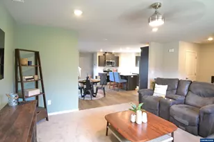 603 Pickering Ln, Woodburn, OR 97071 - Photo 10