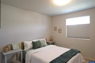 603 Pickering Ln, Woodburn, OR 97071 - Photo 20