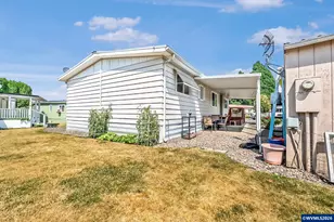 1418 Pine St NE, Silverton, OR 97381 - Photo 4