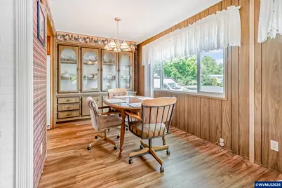 1418 Pine St NE #C, Silverton, OR 97381 - Photo 14
