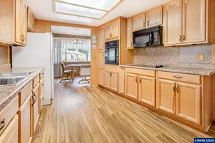 1418 Pine St NE, Silverton, OR 97381 - Photo 16