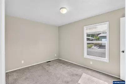 2120 SW 29th St #1, Troutdale, OR 97060 - Photo 32
