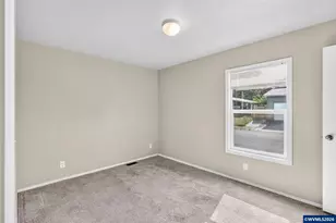 2120 SW 29th St, Troutdale, OR 97060 - Photo 32