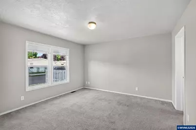 2120 SW 29th St #1, Troutdale, OR 97060 - Photo 20