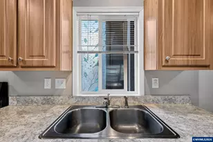 2120 SW 29th St, Troutdale, OR 97060 - Photo 18