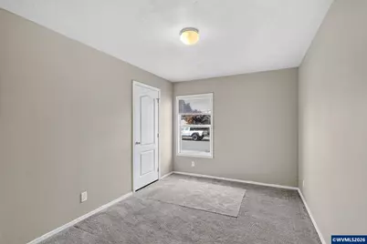 2120 SW 29th St #1, Troutdale, OR 97060 - Photo 30