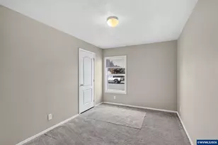 2120 SW 29th St, Troutdale, OR 97060 - Photo 30