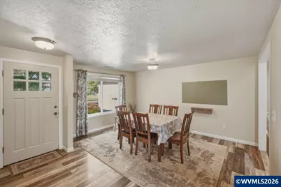 4727 San Francisco Dr NE, Salem, OR 97305 - Photo 6