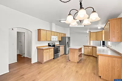 1164 SE Schooner Av, Corvallis, OR 97333 - Photo 8