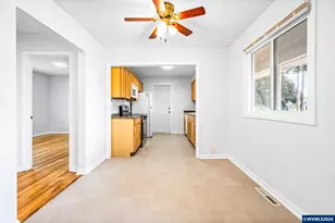389 Appleblossom Ave N, Keizer, OR 97303 - Photo 8