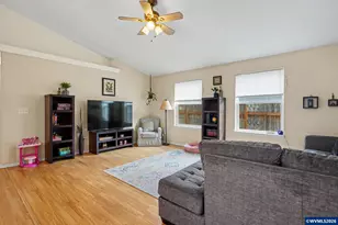 963 Rodan Ave SE, Salem, OR 97306 - Photo 12