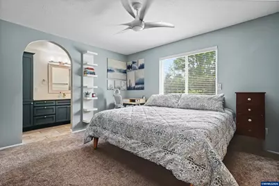 1002 S 37th Av, Albany, OR 97321 - Photo 14