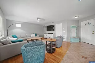 1002 S 37th Av, Albany, OR 97321 - Photo 12