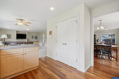 1040 Foxtail Ct NW, Salem, OR 97304 - Photo 12
