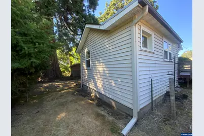 1932 Chemeketa St NE, Salem, OR 97302 - Photo 40