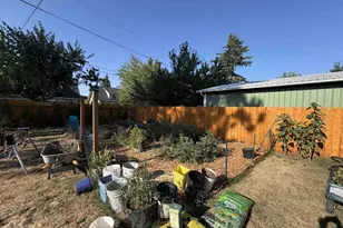 475 W Carolina St, Lebanon, OR 97355 - Photo 36