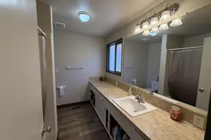475 W Carolina St, Lebanon, OR 97355 - Photo 18