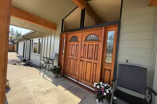 475 W Carolina St, Lebanon, OR 97355 - Photo 2