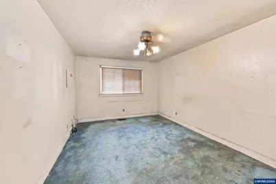 30875 S 5th St, Lebanon, OR 97355 - Photo 20
