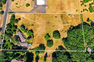30875 S 5th St, Lebanon, OR 97355 - Photo 4