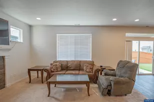 516 Churchill Downs St SE, Albany, OR 97322 - Photo 14