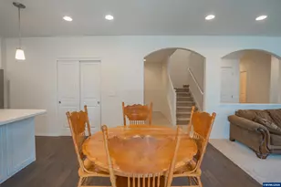 516 Churchill Downs St SE, Albany, OR 97322 - Photo 12