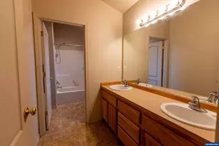 374 NW 25th St, Redmond, OR 97756 - Photo 26