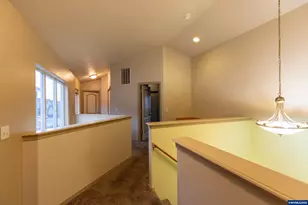 374 NW 25th St, Redmond, OR 97756 - Photo 28