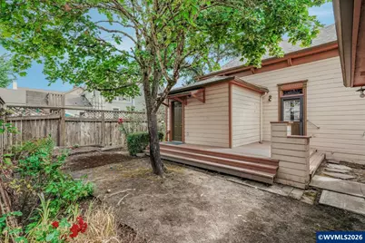 482 S 4th St, Independence, OR 97351 - Photo 28