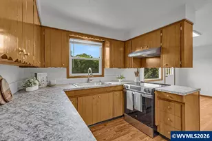 3764 Ivy St NE, Salem, OR 97305 - Photo 8