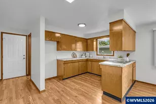 3764 Ivy St NE, Salem, OR 97305 - Photo 6