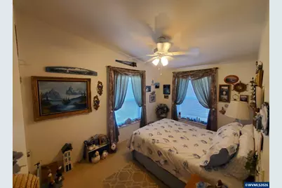 652 Royalty Cir NE, Salem, OR 97301 - Photo 10
