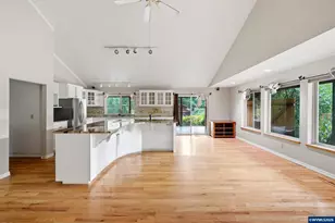 965 Wild Rose Dr, Corvallis, OR 97330 - Photo 12