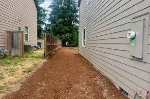 196 Gwinn Street E, Monmouth, OR 97361 - Photo 28