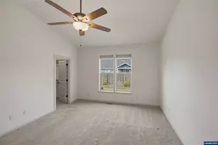 6087 Rolletti Dr SE, Salem, OR 97306 - Photo 26