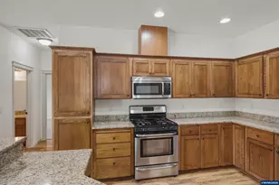 6087 Rolletti Dr SE, Salem, OR 97306 - Photo 18