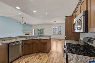 6087 Rolletti Dr SE, Salem, OR 97306 - Photo 20