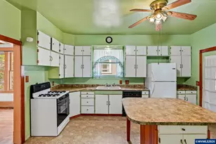 223 Coolidge St, Silverton, OR 97381 - Photo 20
