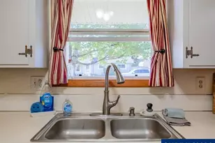 1051 24th Av SE, Albany, OR 97322 - Photo 10