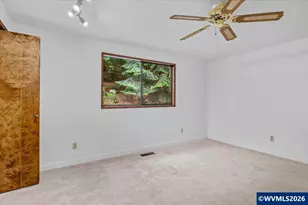 2850 Cascade Dr, Lebanon, OR 97355 - Photo 32