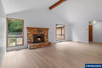 2850 Cascade Dr, Lebanon, OR 97355 - Photo 10