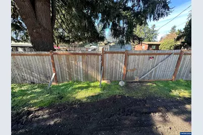 4320 Nandina St, Sweet Home, OR 97386 - Photo 8