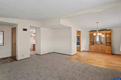 2120 Robins  #111 Ln SE, Salem, OR 97306 - Photo 10