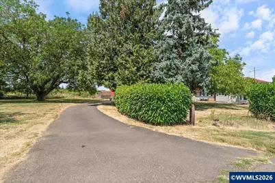 12101 Fargo Rd NE, Aurora, OR 97002 - Photo 2