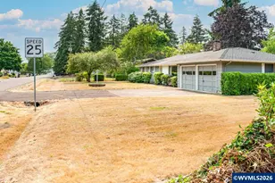 29476 NE Pheasant Ave, Corvallis, OR 97333 - Photo 4
